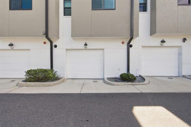 931 ARLINGTON AVENUE N, St Petersburg, FL 33705
