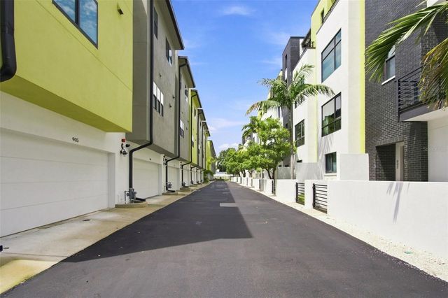 931 ARLINGTON AVENUE N, St Petersburg, FL 33705