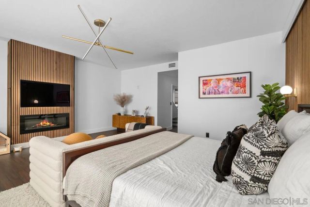 2322 La Costa Ave A, Carlsbad, CA 92009