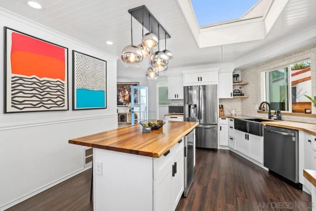 2322 La Costa Ave A, Carlsbad, CA 92009