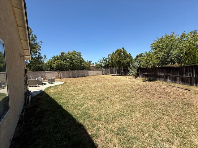 35779 Lourdes Drive, Winchester, CA 92596