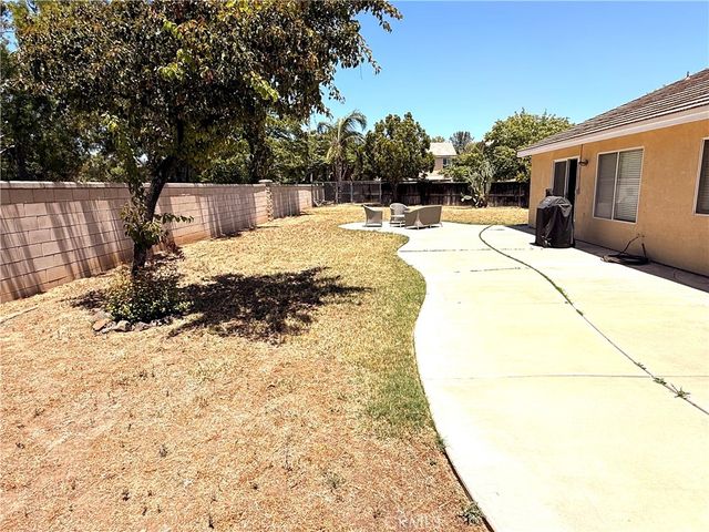 35779 Lourdes Drive, Winchester, CA 92596