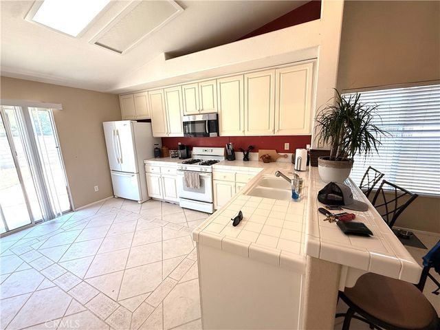 35779 Lourdes Drive, Winchester, CA 92596