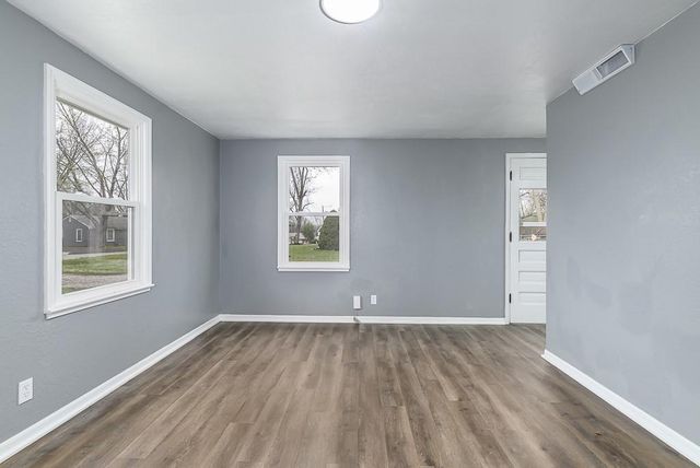 5007 August Lane, Kansas City, KS 66106