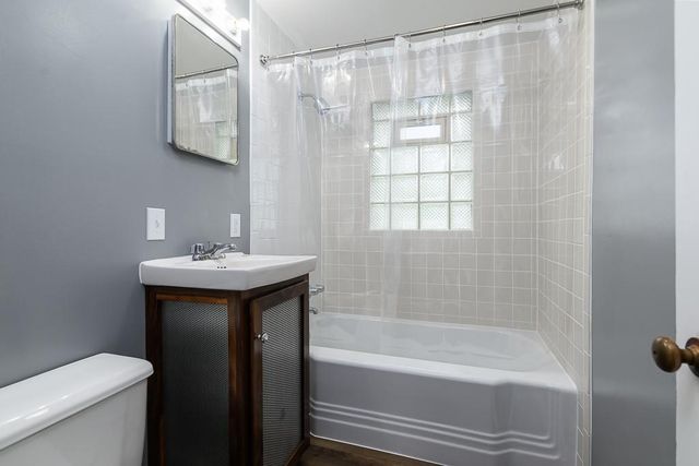 5007 August Lane, Kansas City, KS 66106