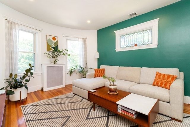 100 Belgrade Ave 2, Boston, MA 02131