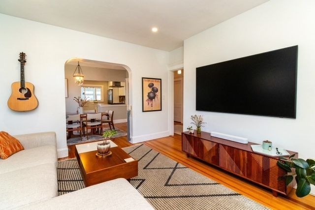 100 Belgrade Ave 2, Boston, MA 02131