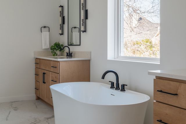 420 Hambrick Road, Dallas, TX 75218