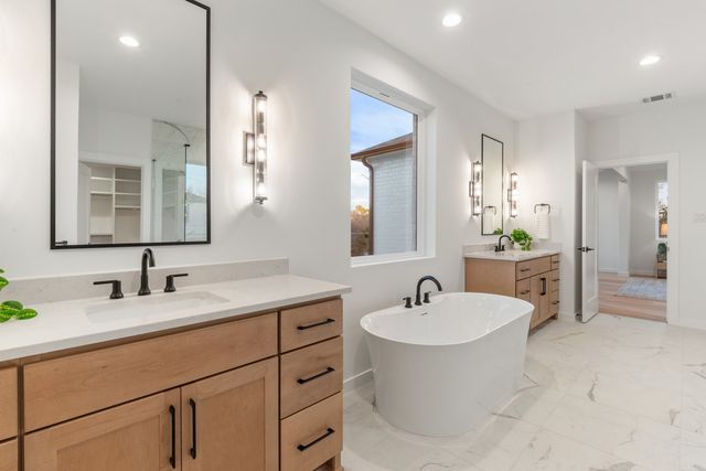 420 Hambrick Road, Dallas, TX 75218