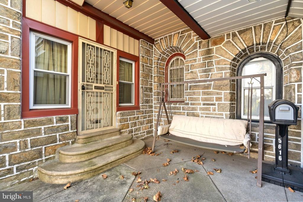 5614 WOODCREST AVE, PHILADELPHIA, PA 19131 — photo 2