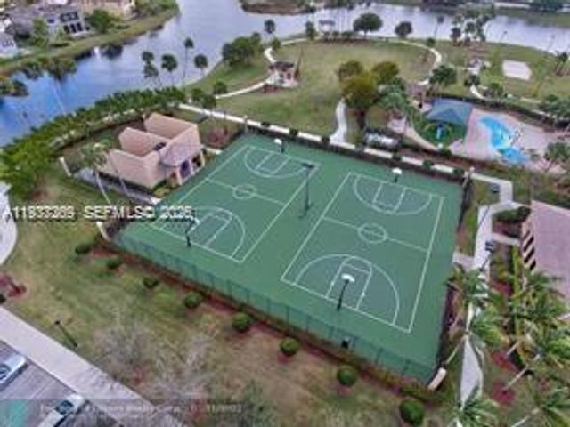 7896 NW 110th Dr, Parkland, FL 33076