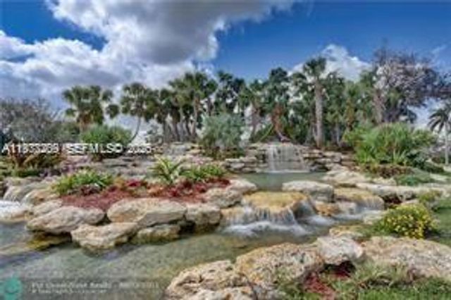 7896 NW 110th Dr, Parkland, FL 33076