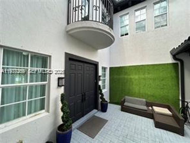 7896 NW 110th Dr, Parkland, FL 33076