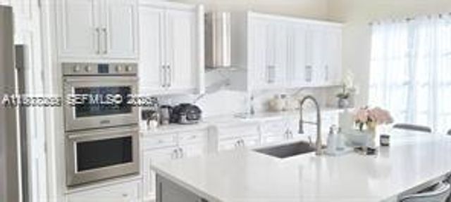 7896 NW 110th Dr, Parkland, FL 33076
