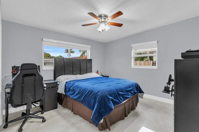 6350 SW 32 Street, Miami, FL 33155