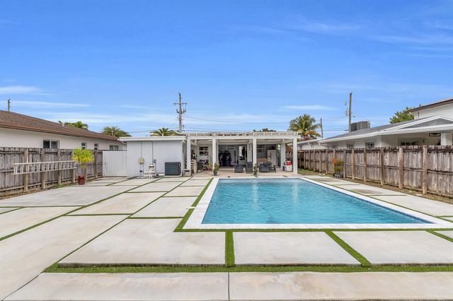 6350 SW 32 Street, Miami, FL 33155