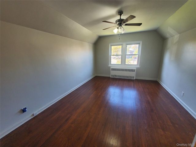 16606 Willets Point Boulevard, Whitestone, NY 11357