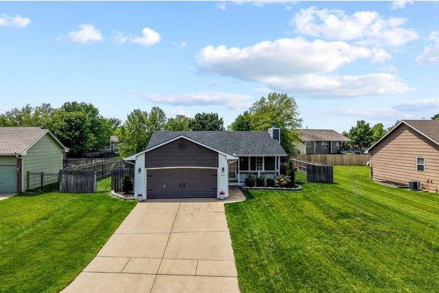 2427 N Parkdale, Wichita, KS 67205