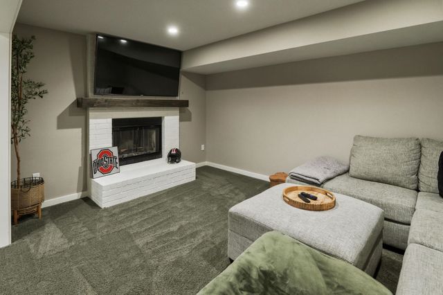 2427 N Parkdale, Wichita, KS 67205