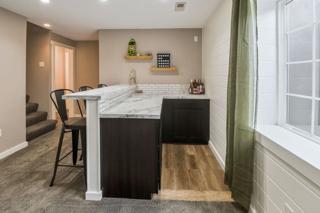 2427 N Parkdale, Wichita, KS 67205