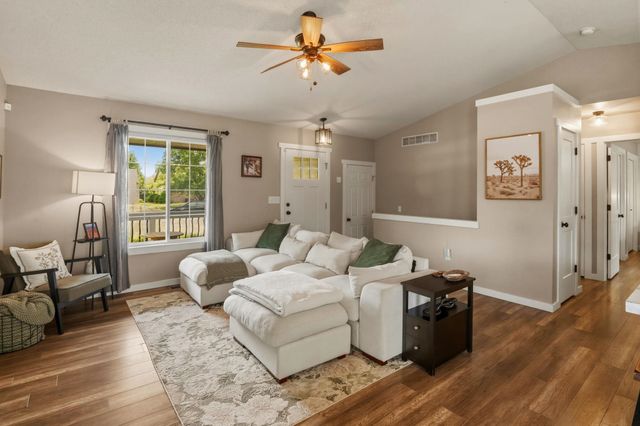 2427 N Parkdale, Wichita, KS 67205