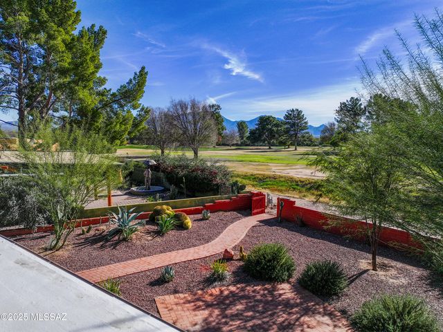 153 E Los Arcos, Green Valley, AZ 85614