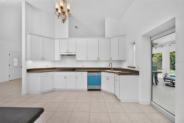 200 S OXFORD DRIVE, Englewood, FL 34223