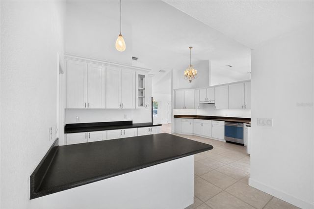 200 S OXFORD DRIVE, Englewood, FL 34223