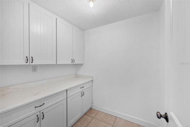 200 S OXFORD DRIVE, Englewood, FL 34223