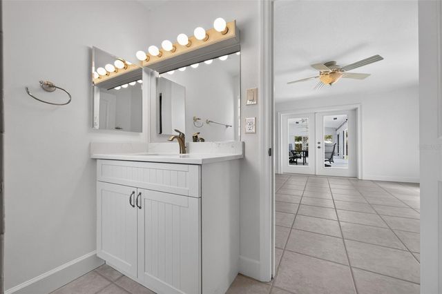 200 S OXFORD DRIVE, Englewood, FL 34223
