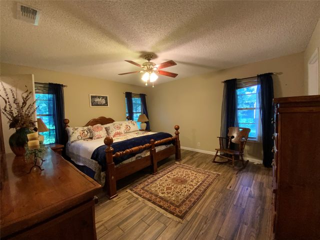 216 N Pinto Street, Comanche, TX 76442