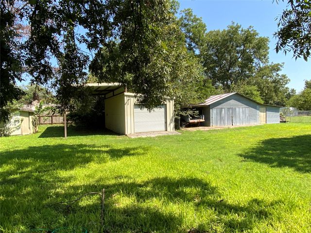 216 N Pinto Street, Comanche, TX 76442