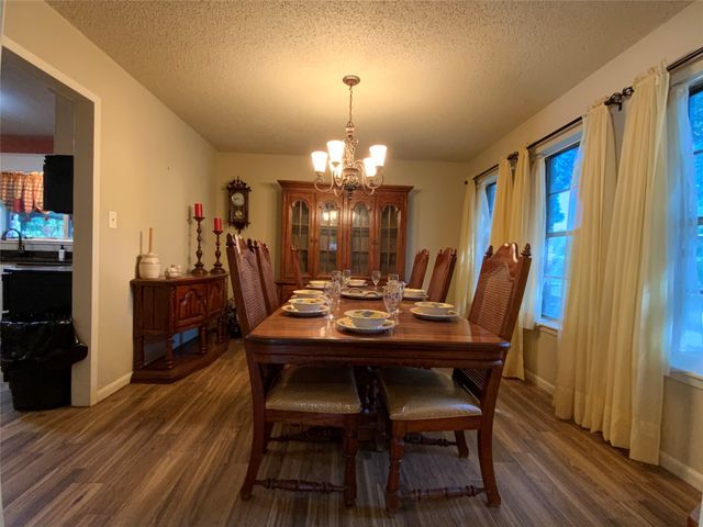 216 N Pinto Street, Comanche, TX 76442