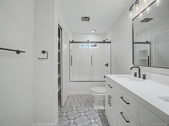 39 Brothers Road, Poughquag, NY 12570