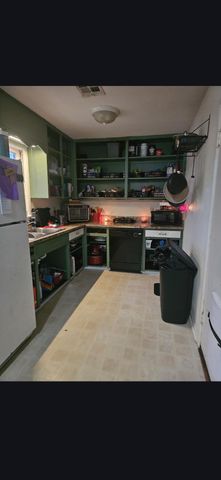 2009 B Street NE, Miami, OK 74354