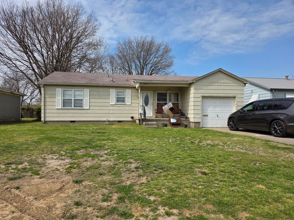 2009 B Street NE, Miami, OK 74354