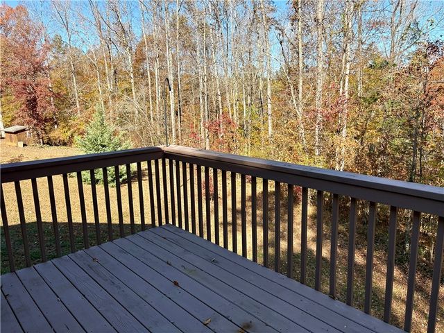 450 Cedar Tree Drive, Walhalla, SC 29691