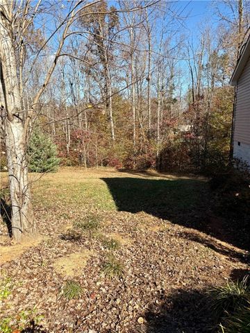 450 Cedar Tree Drive, Walhalla, SC 29691