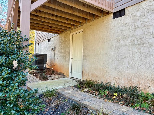 450 Cedar Tree Drive, Walhalla, SC 29691