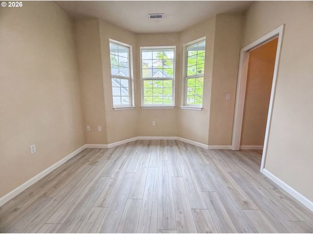 5155 SUMMERLINN Way, West Linn, OR 97068