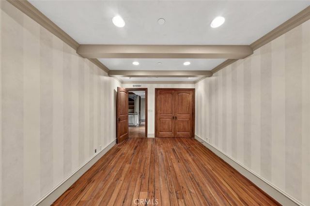 401 S Via Montana, Burbank, CA 91501