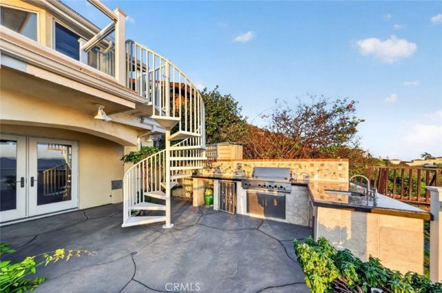 401 S Via Montana, Burbank, CA 91501