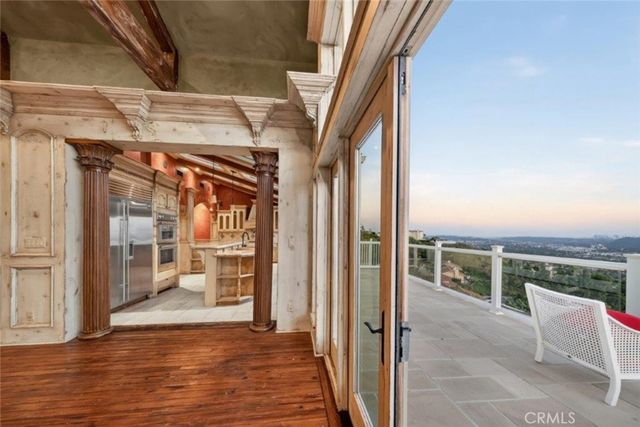 401 S Via Montana, Burbank, CA 91501