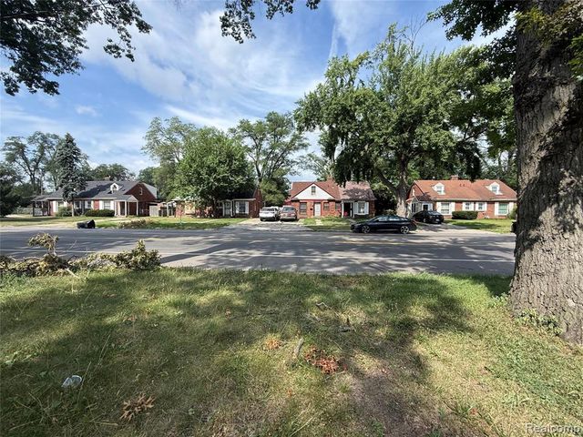 15830 Meyers Road, Detroit, MI 48227