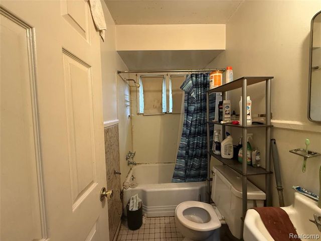 15830 Meyers Road, Detroit, MI 48227