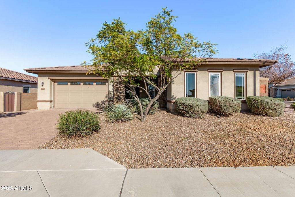14560 W MEDLOCK Drive, Litchfield Park, AZ 85340 — photo 2