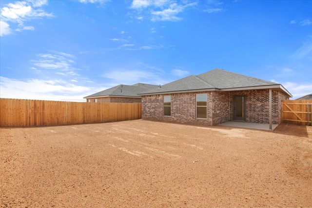 2416 Bryan Avenue, Wolfforth, TX 79382