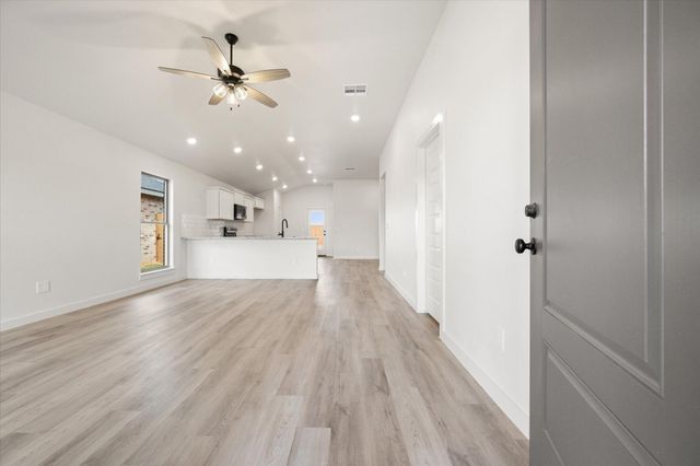 2416 Bryan Avenue, Wolfforth, TX 79382