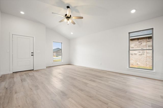 2416 Bryan Avenue, Wolfforth, TX 79382