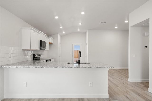 2416 Bryan Avenue, Wolfforth, TX 79382